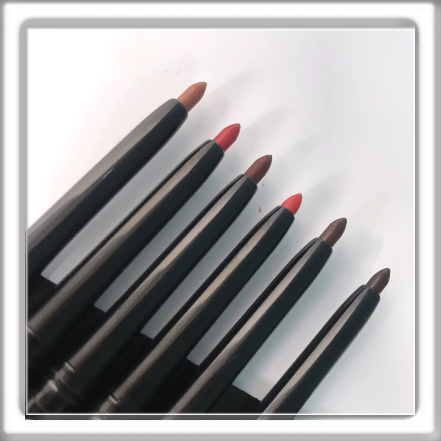 NU’NUDEZ & BERRIEZ SCULPT LINERS